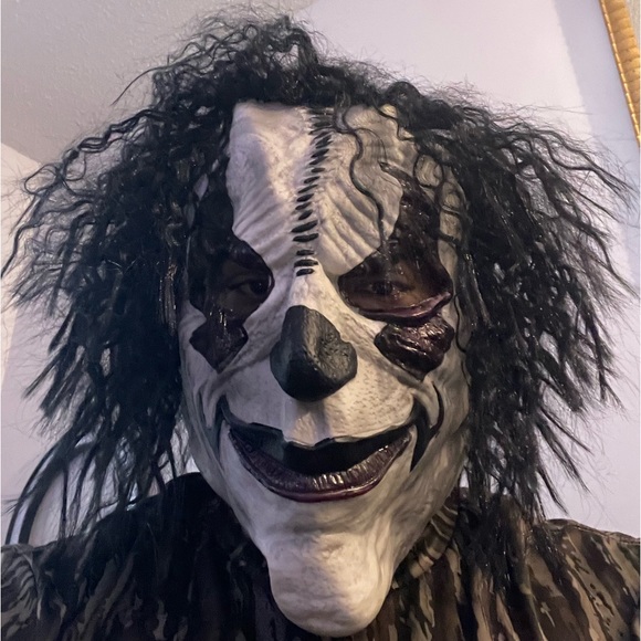 Creepy Clown Mask with Black Hair - Picture 4 of 5